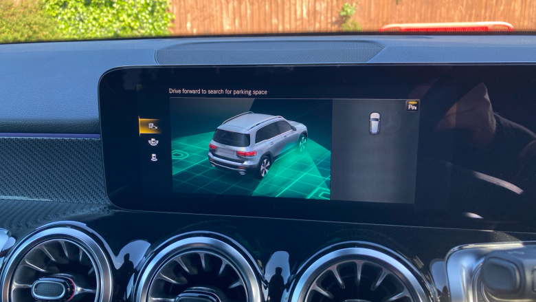 Mercedes-Benz GLB 200 AMG Line Premium 5dr 7G-Tronic Petrol Estate